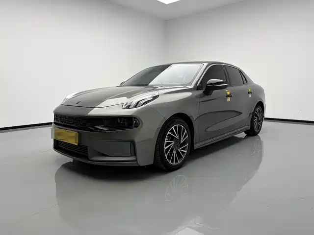 Lynk & Co 03 1.5TD DCT, Драйв, Plus