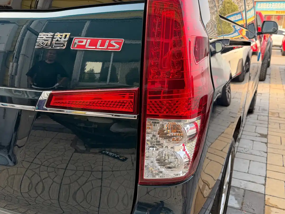 Photo 8 - Dongfeng Fengxing Lingzhi PLUS