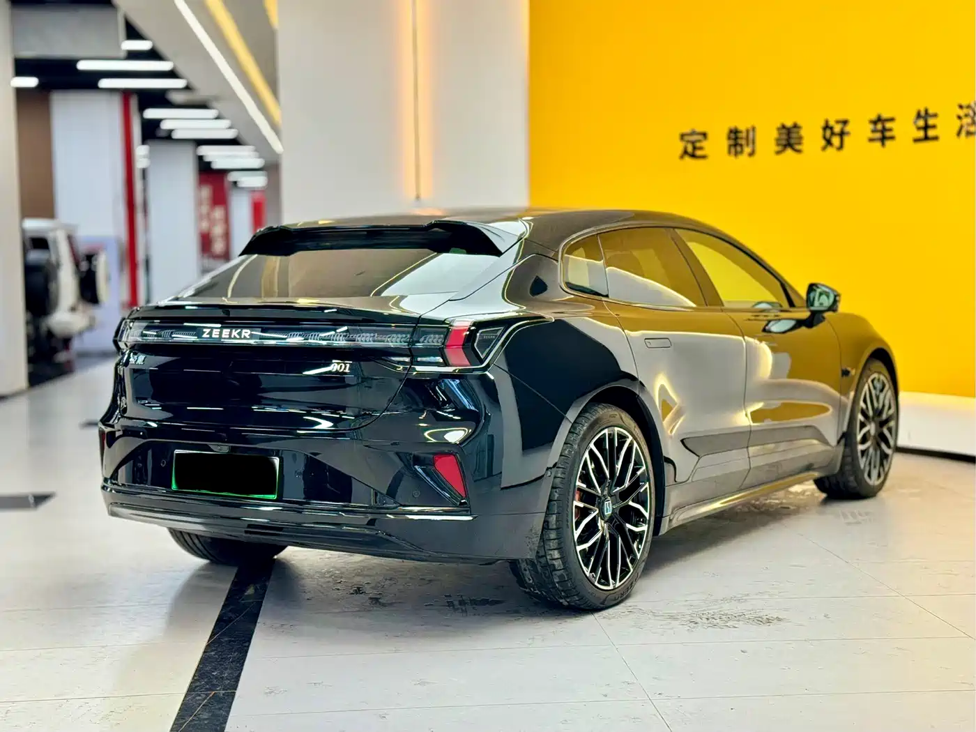 ZEEKR EXTREME KRYPTON 001