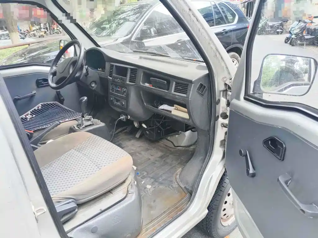 Wuling Motors Wuling Zhiguang 2019 2015 1.2L Utility LSI