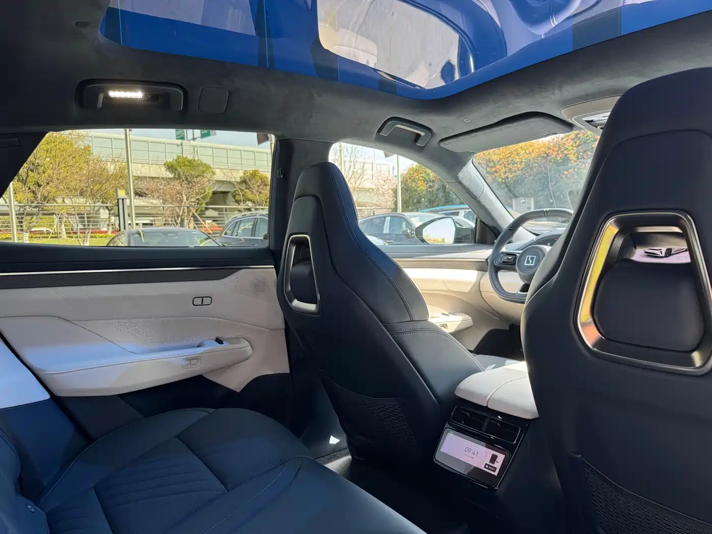 ZEEKR EXTREME KRYPTON 001