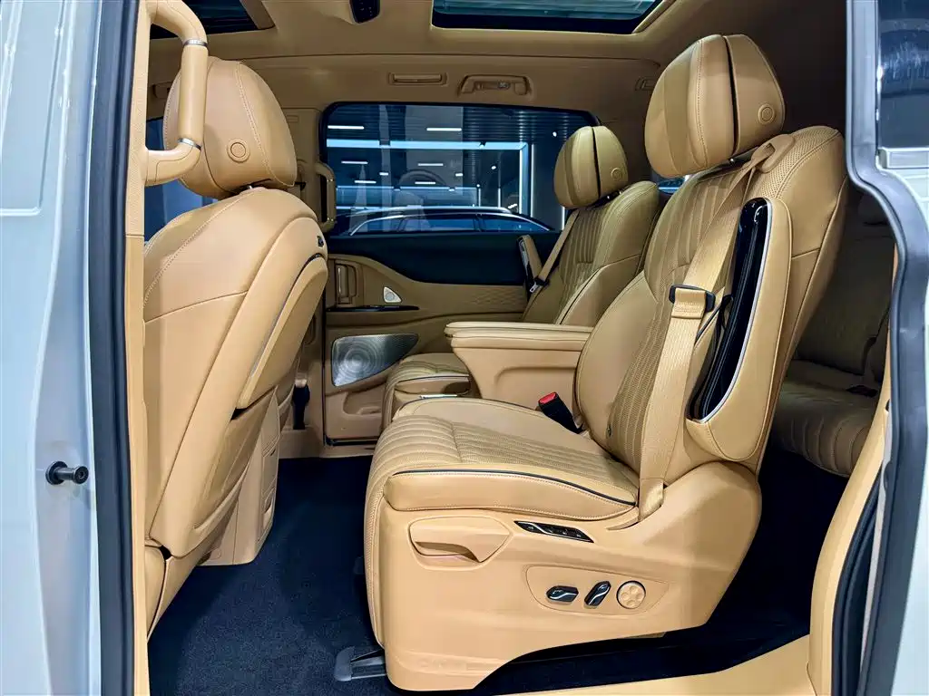 Voyah Auto Voyah Dreamer 2022 Low-carbon Dream+Smart Package фото 19
