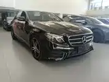 Фото 4 - Mercedes-Benz E-Class