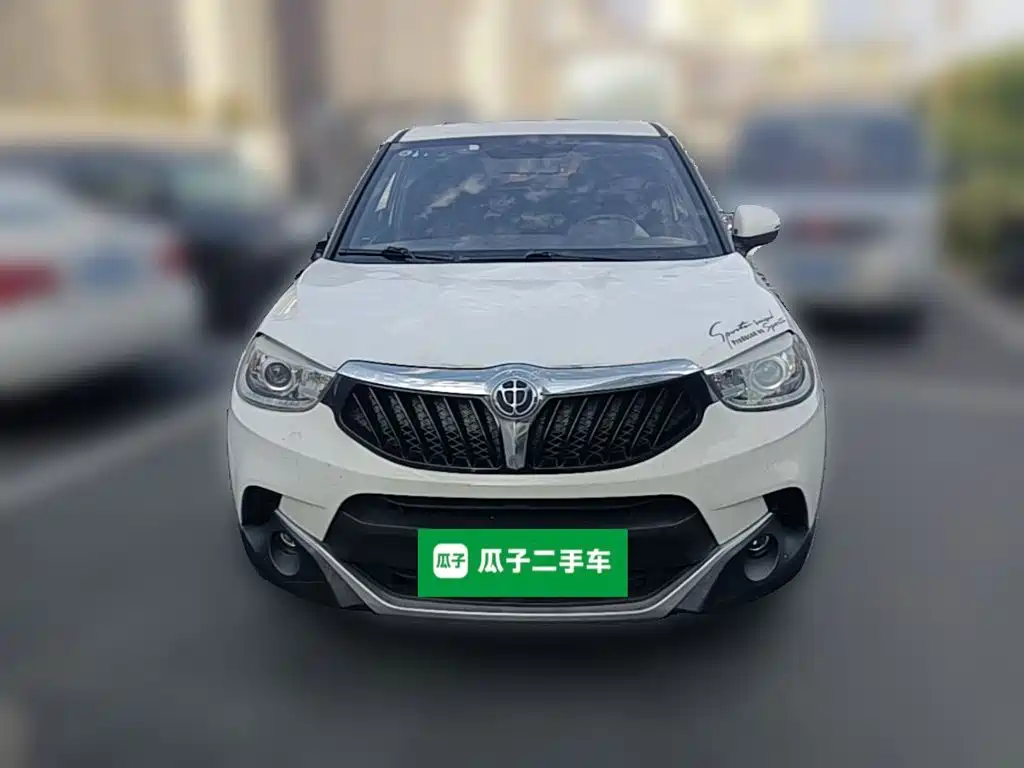 Zhonghua V3 2016 2015 1.5L Automatic Smart Edition