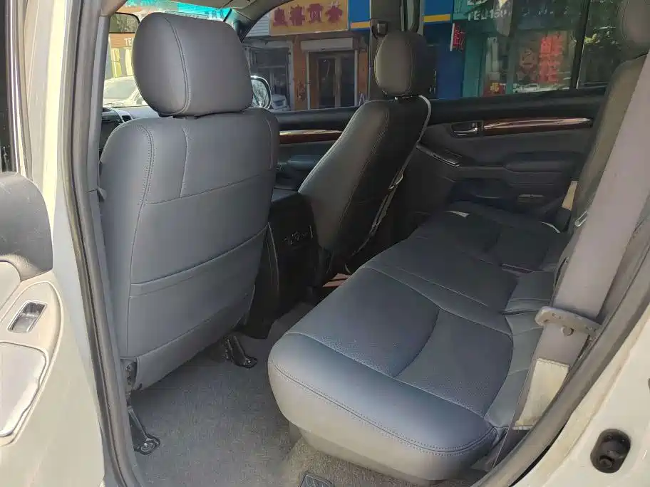 Фото 7 - Toyota Prado
