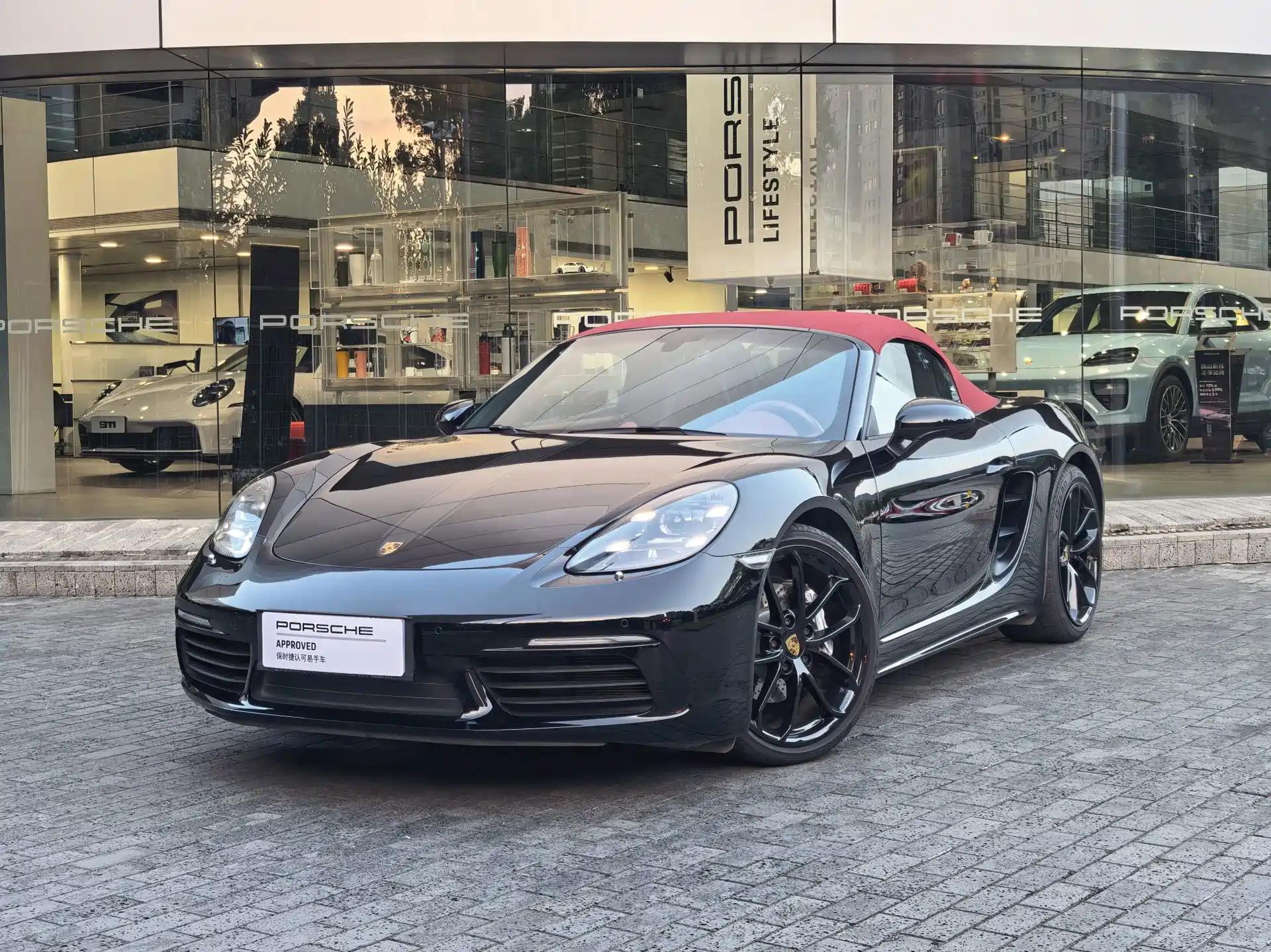 Фото 2 - Porsche 718
