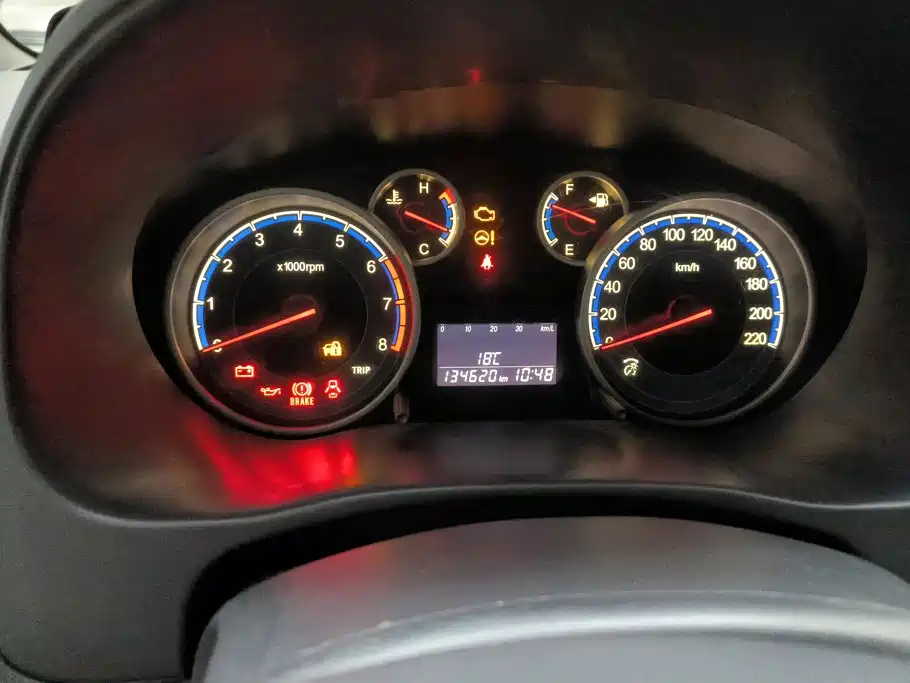 Photo 14 - Suzuki SX4