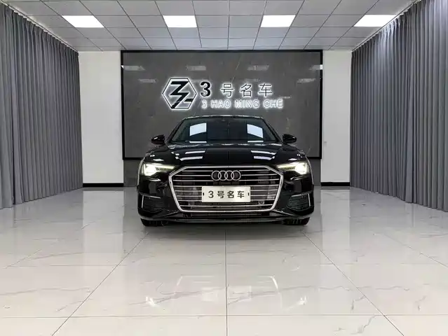 Audi A6L 40 TFSI, Люкс Элеганс