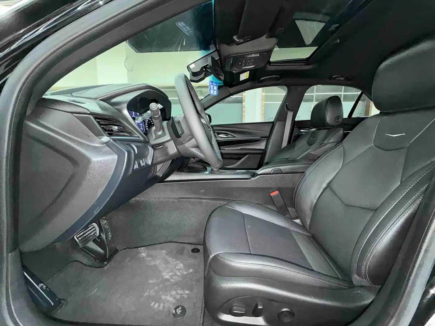 Cadillac CT4 2024 2023 28T Luxury Model