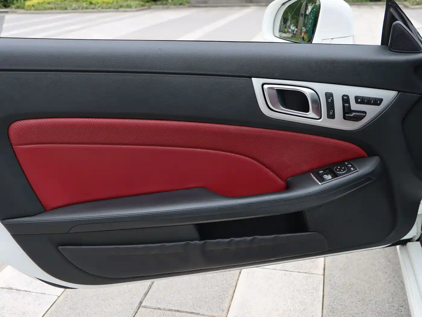 Mercedes-Benz SLK-Class 2011 SLK 200 Fashion фото 13