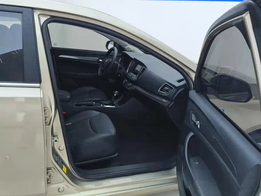Roewe 360 2016 2015 1.5L Automatic Luxury