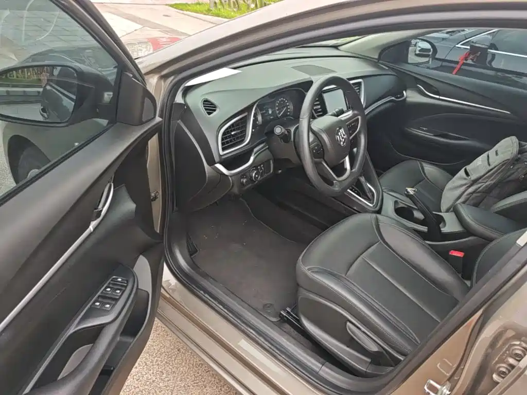 Фото 12 - Buick Excelle
