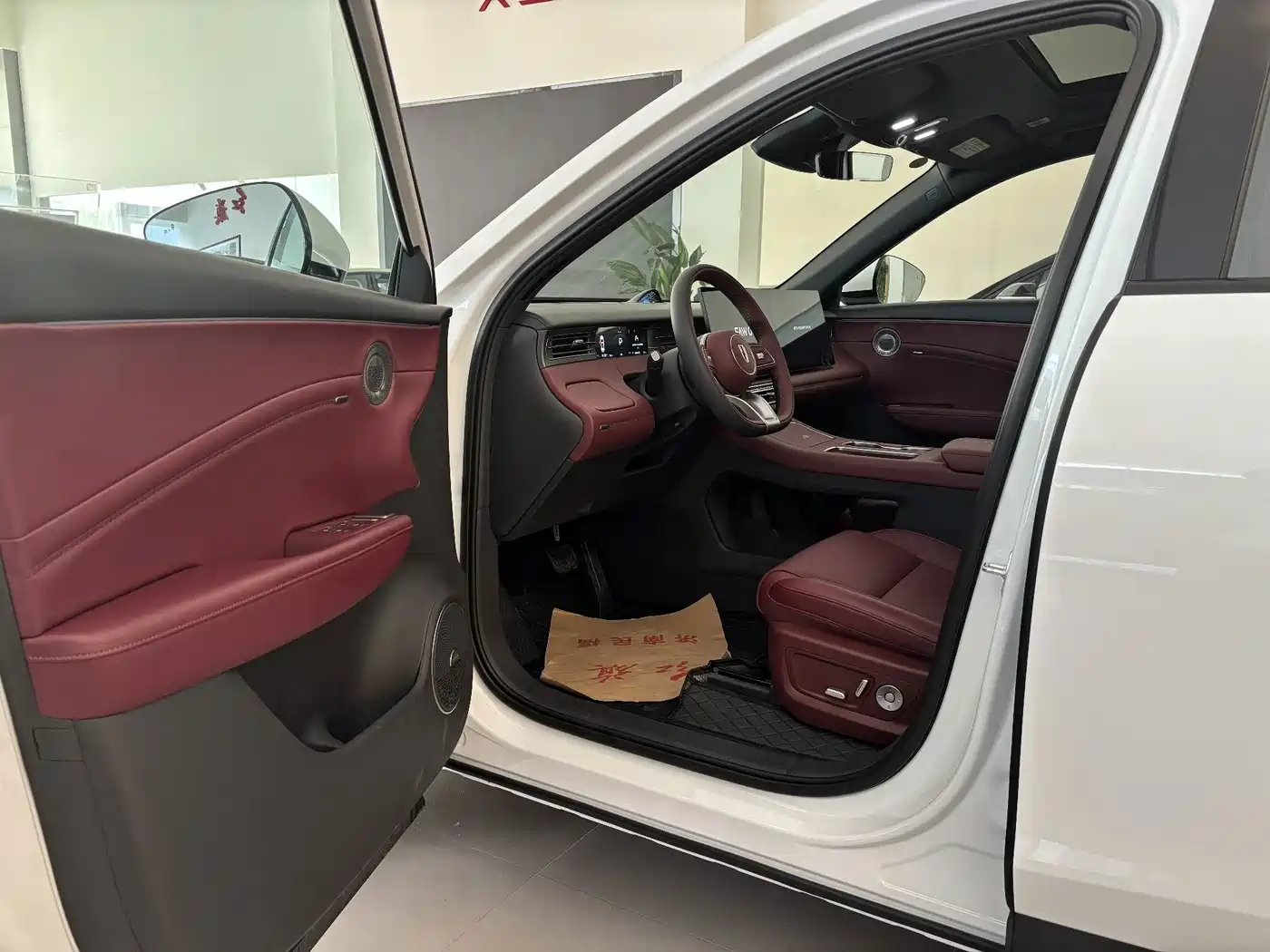 Hongqi HS6 PHEV 2026 2026 Model 220 Intelligent Hybrid Edition