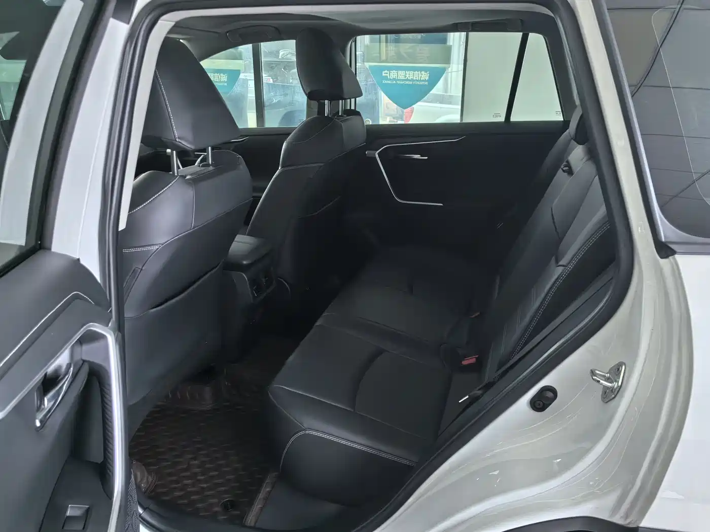 Toyota RAV4 Rongfang 2022 2.0L CVT 2WD Trend Plus Edition фото 7