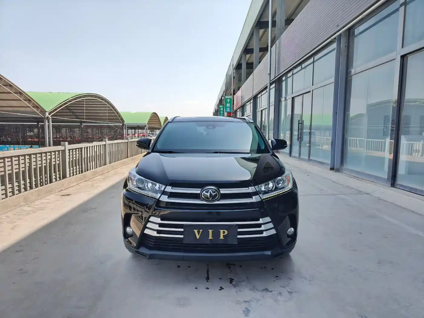 TOYOTA HIGHLANDER