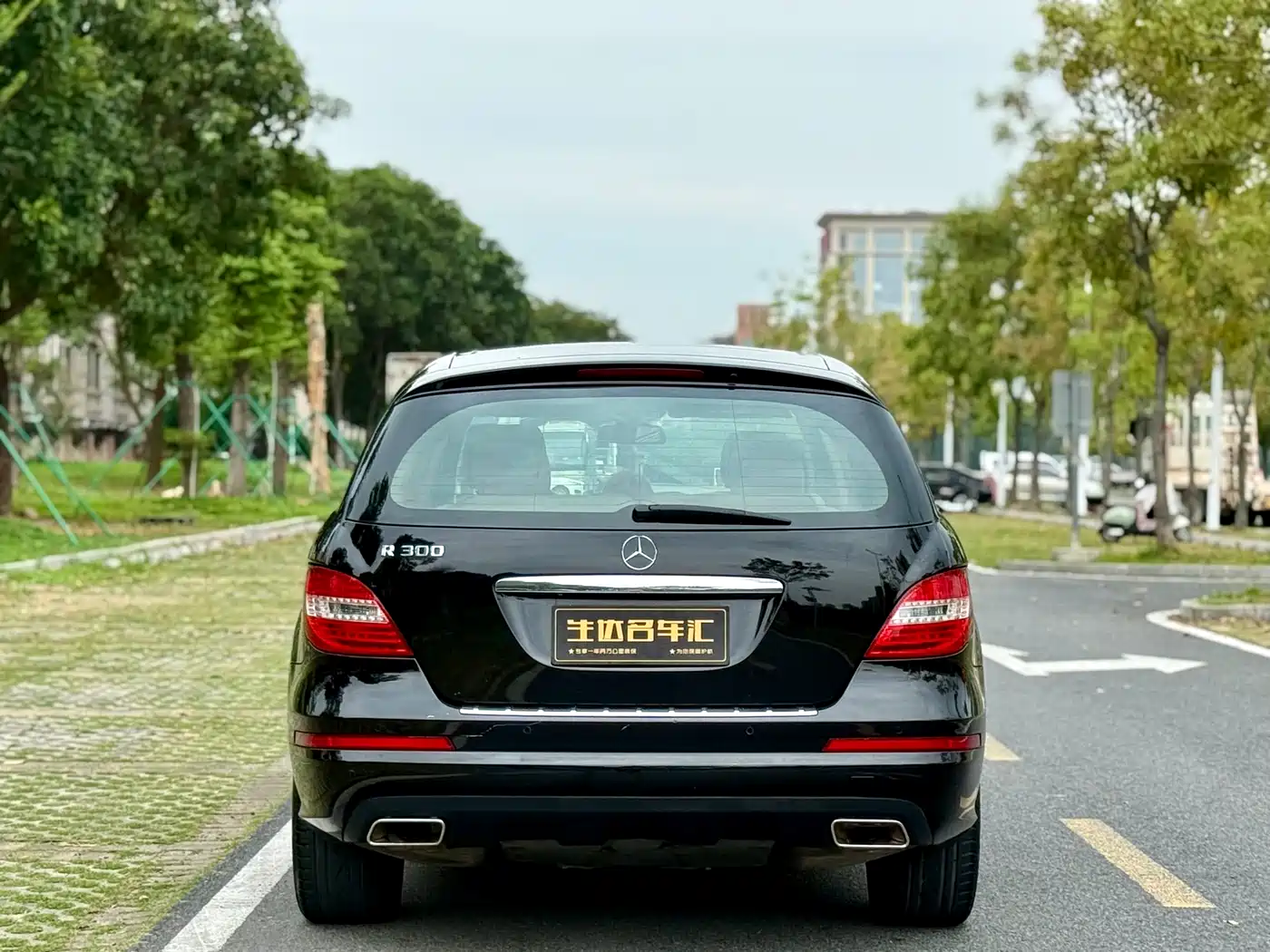 Mercedes-Benz R-Class 2011 R 300 L Business Class фото 6