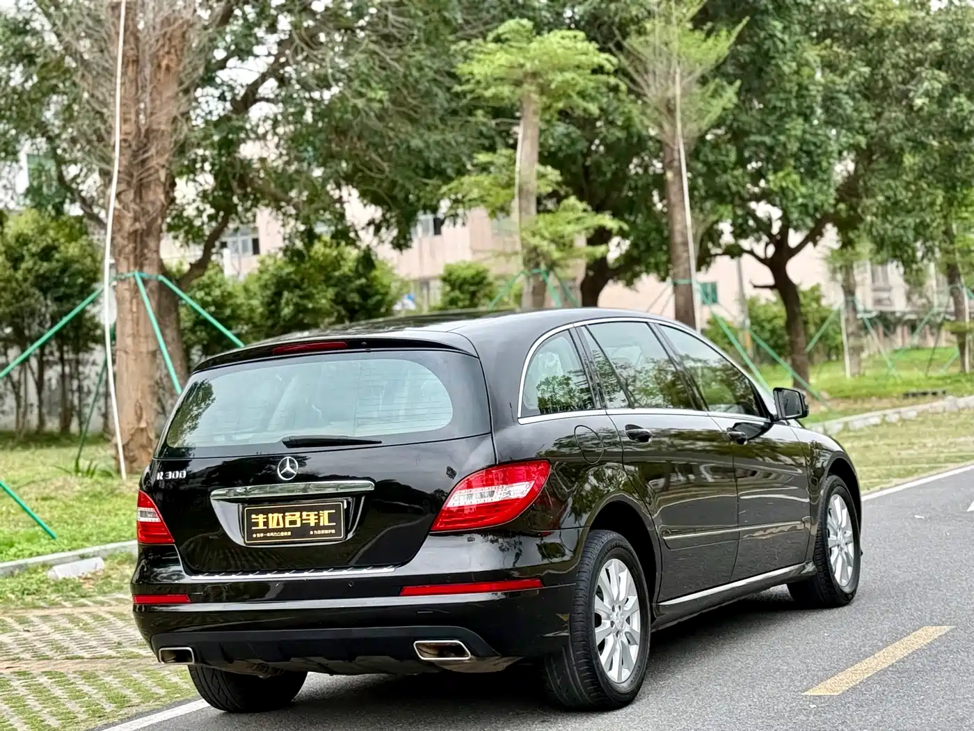 Mercedes-Benz R-Class 2011 R 300 L Business Class фото 7