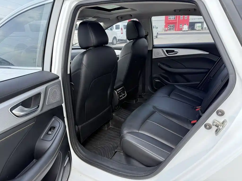 Roewe i6 MAX EV 2021 2020 Model 1.5T PHEV Cool Edition