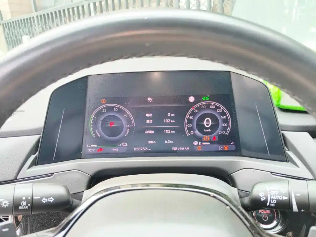 Honda Inspire Hybrid 2023 2023 e:PHEV Premium Edition