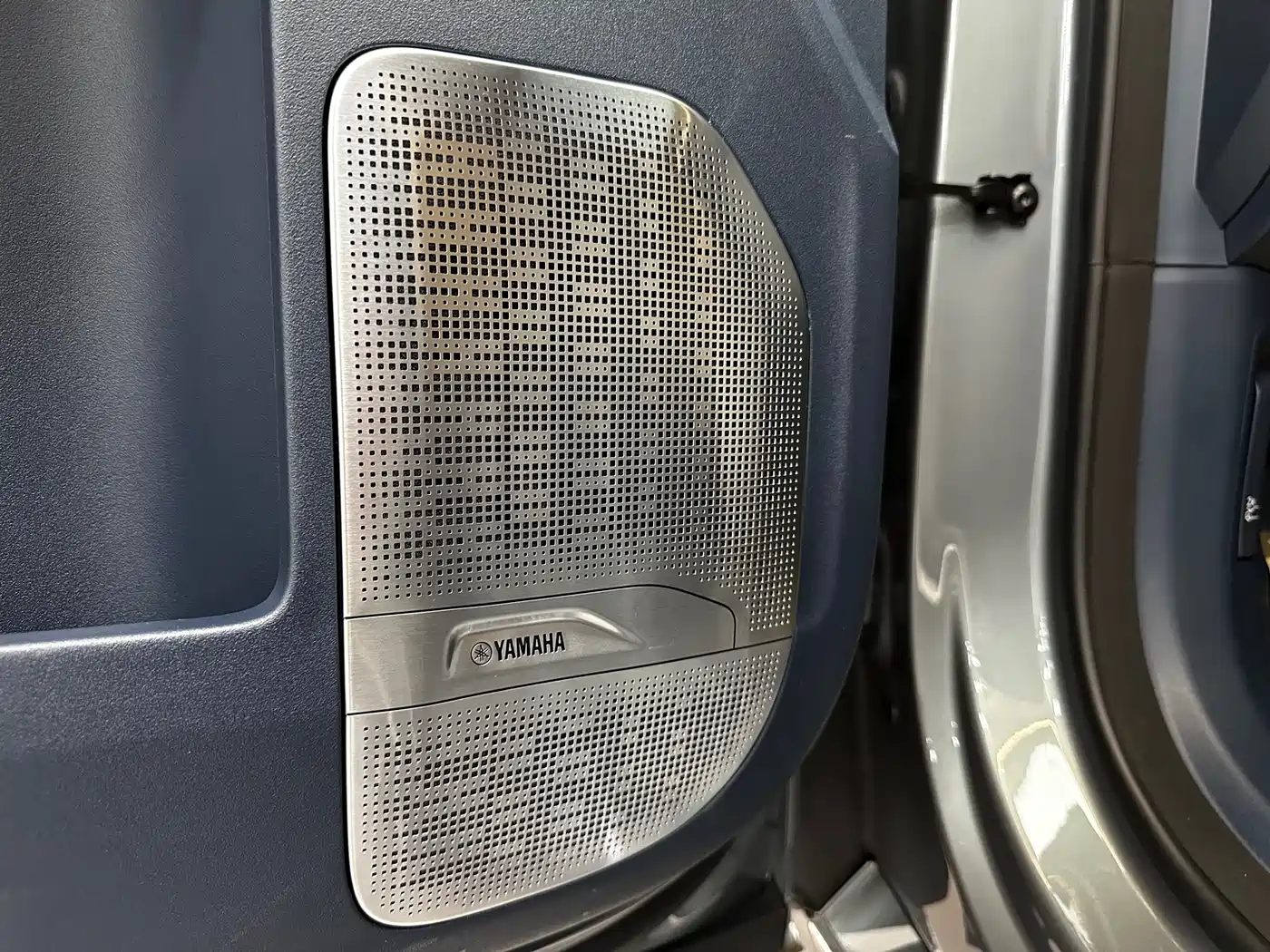 ZEEKR EXTREME KRYPTON 009