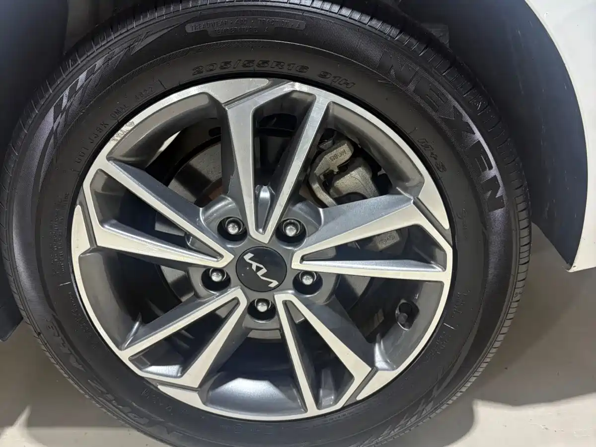 Kia K3 2023 2023 Model 1.5L CVT Luxury Edition