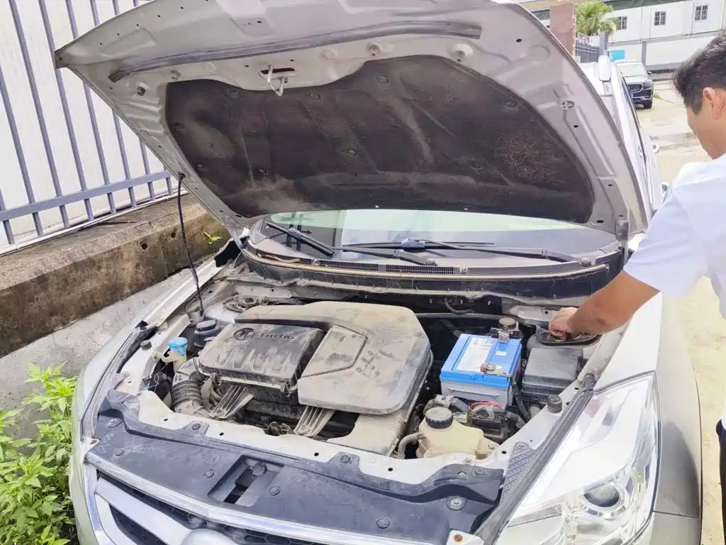 BAIC Senova X65 2015 2015 2.0T Manual Luxury