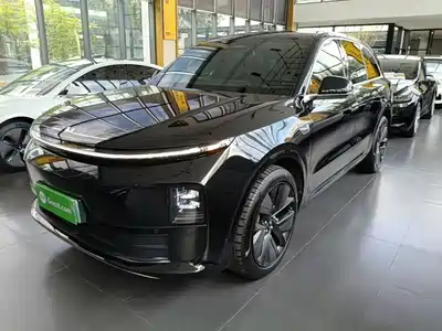 Li Auto L6