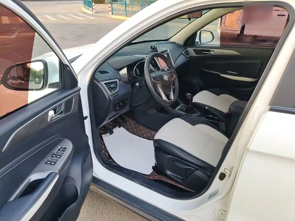 Changan CS35 2019 2017 1.6L Manual Luxury