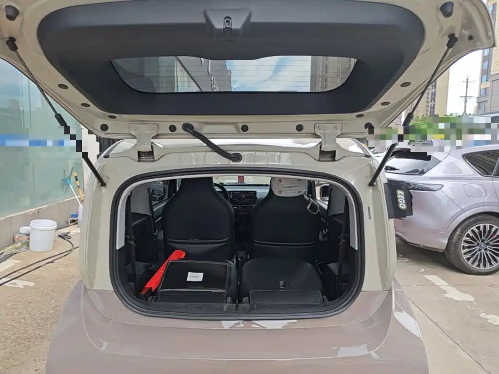 Фото 19 - Baojun KiWi EV