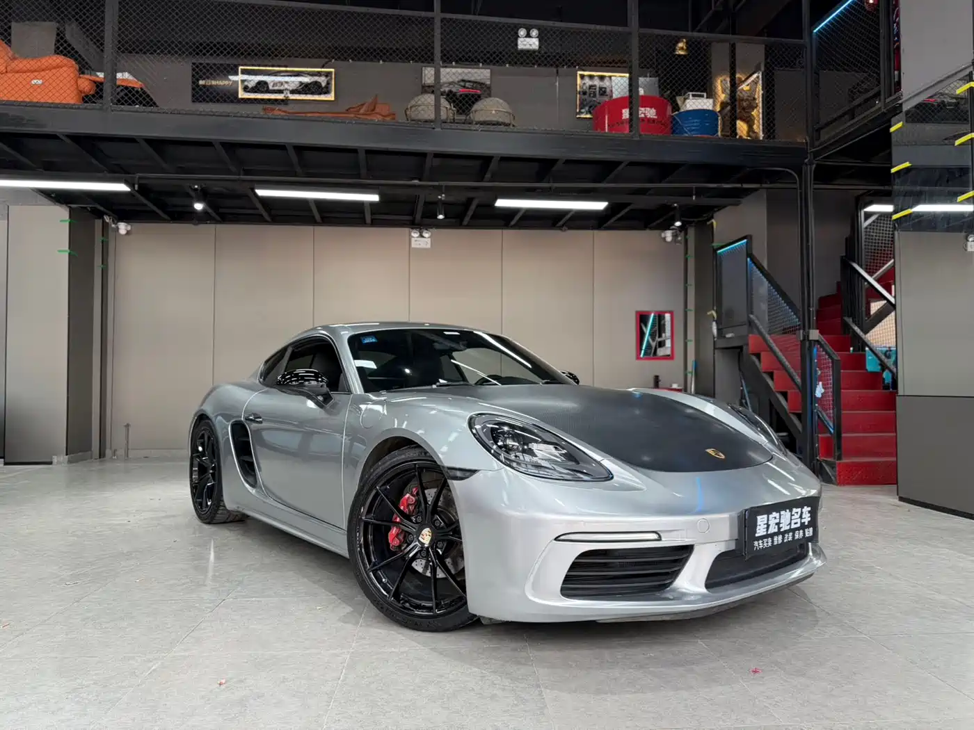 Porsche 718 2016 Cayman 2.0T фото 7