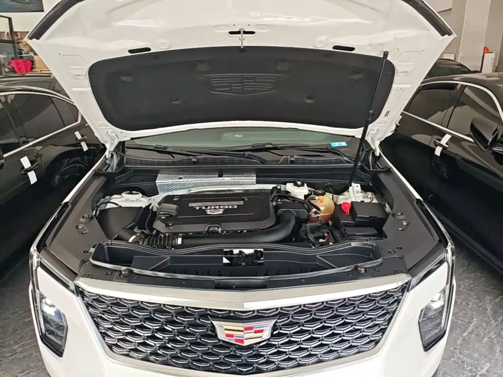 Cadillac XT4 2024 2024 28T 2WD Luxury