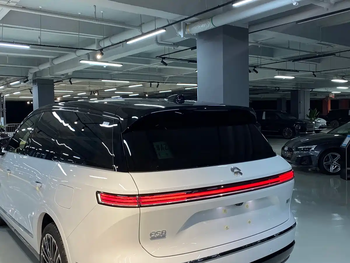 NIO NIO ES8