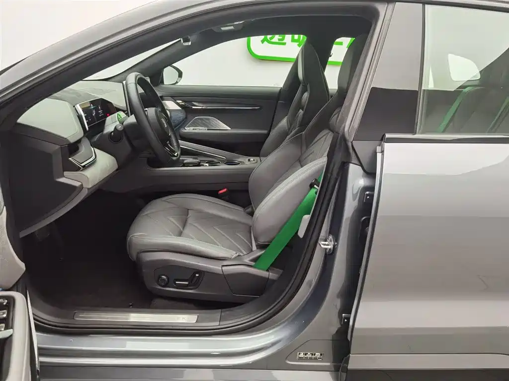 ZEEKR EXTREME KRYPTON 001