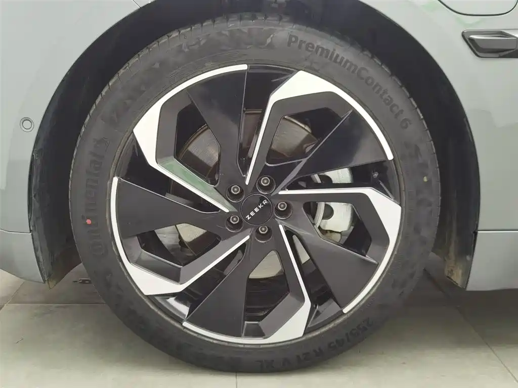 ZEEKR EXTREME KRYPTON 001