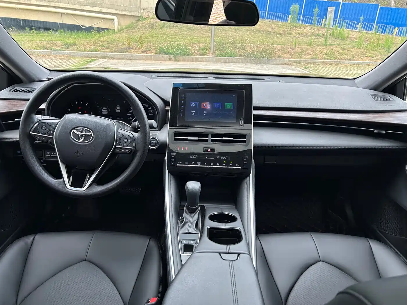 Toyota Avalon 2022 2.0L Progressive Edition фото 12