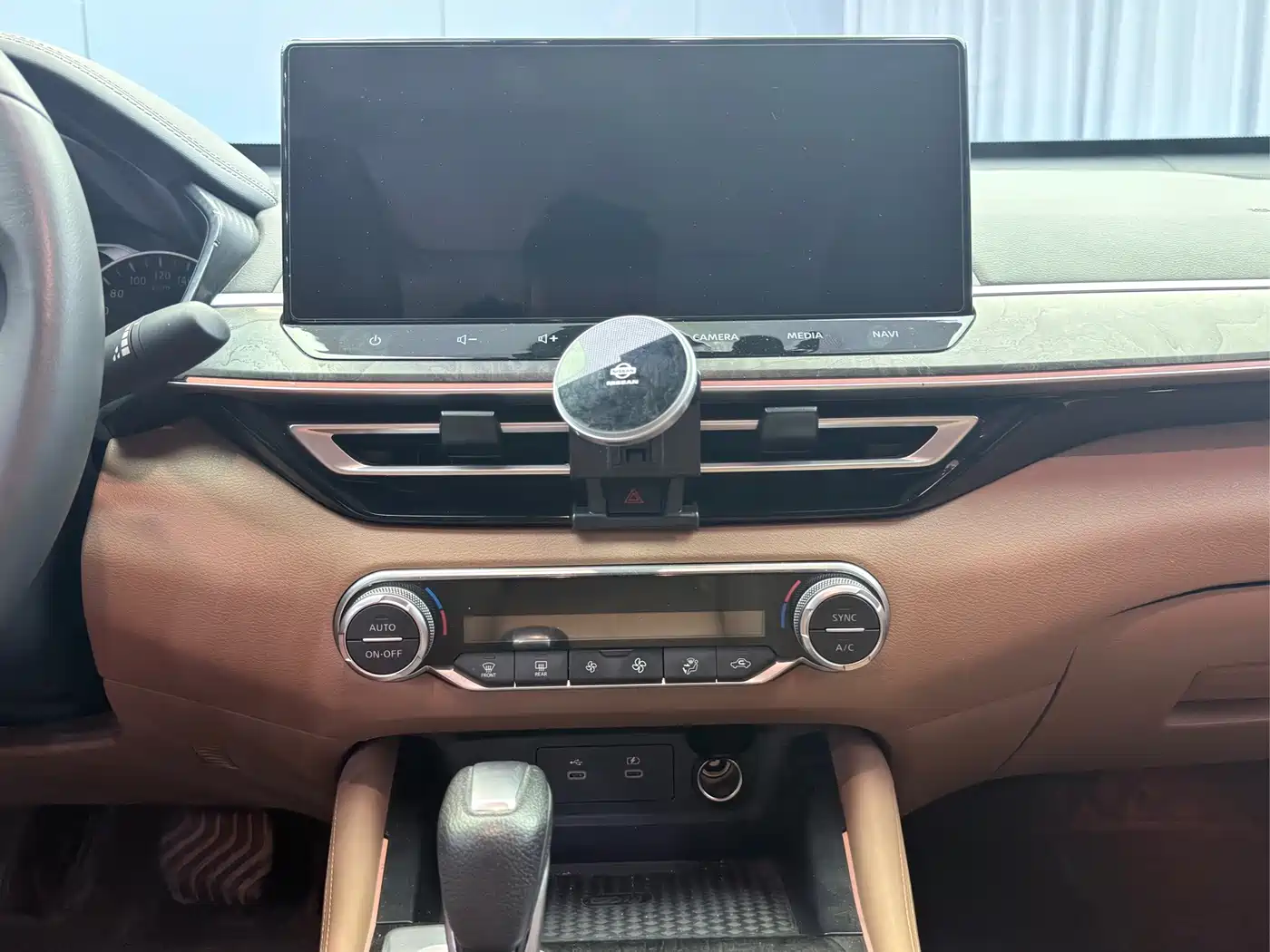 Nissan Teana 2025 2022 2.0L XL-Upr Premium Edition