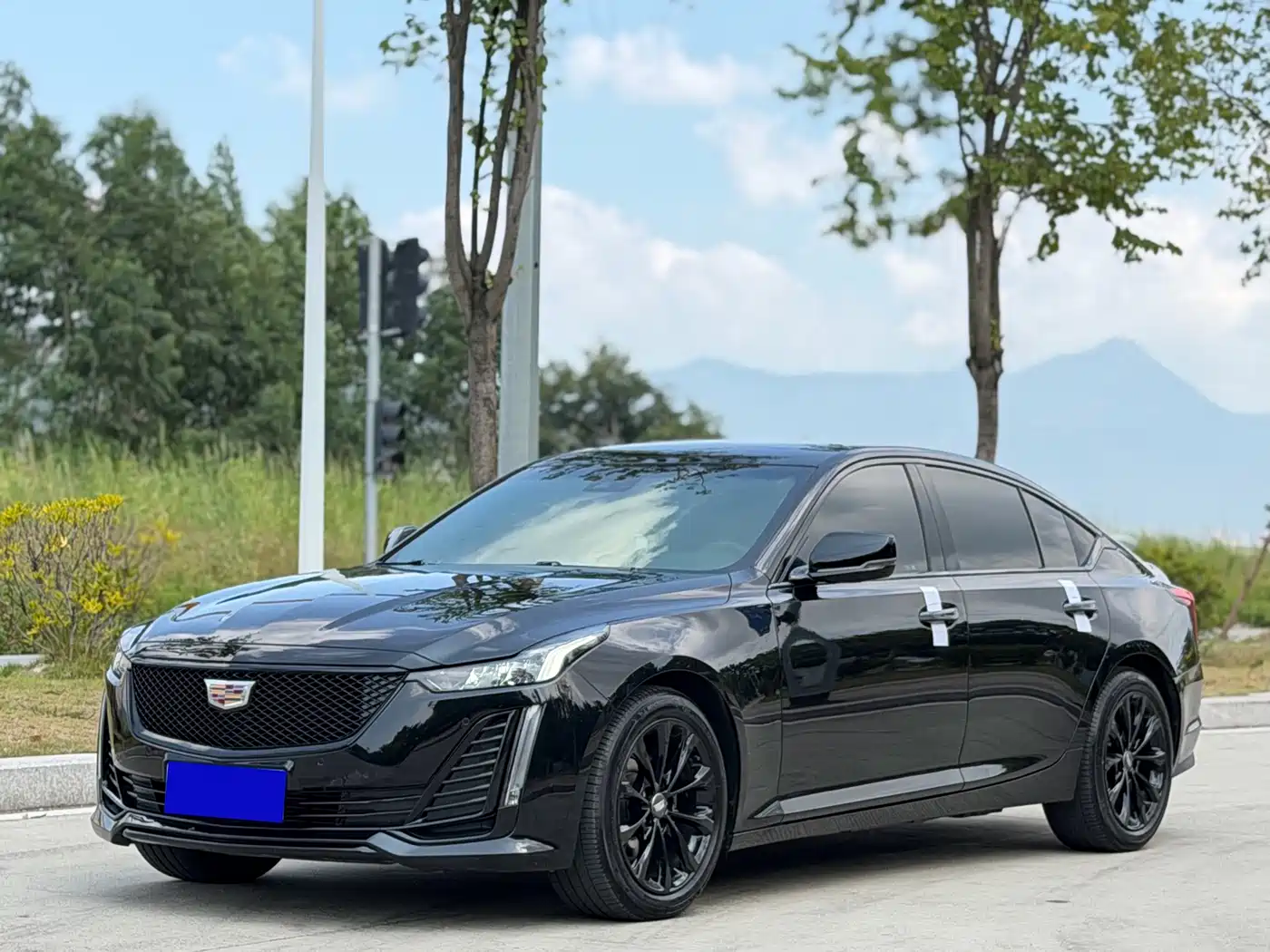 Фото 1 - Cadillac CT5