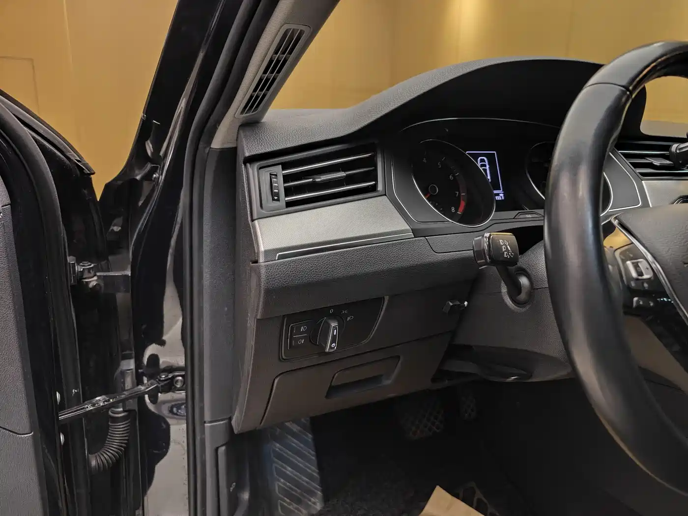 Volkswagen Magotan 2019 280TSI DSG Comfort China VI фото 11