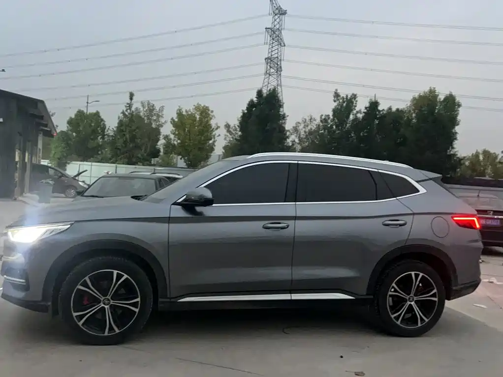 Photo 8 - BYD Song PLUS