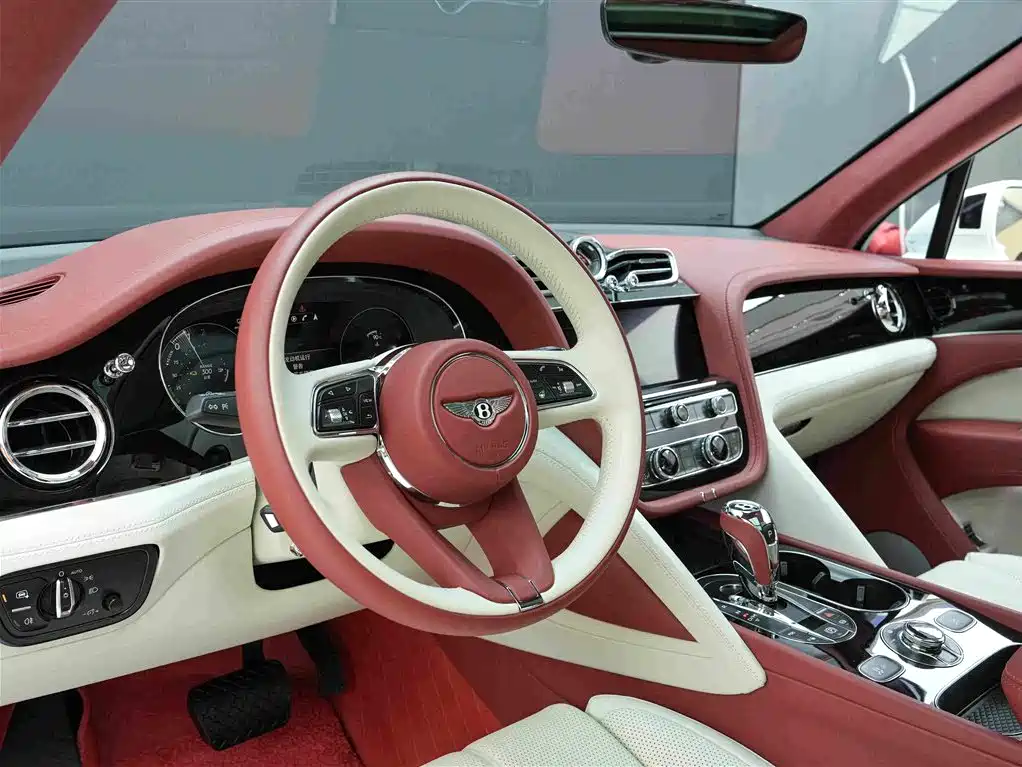 Bentley Bentayga Hybrid 2024 2023 3.0T PHEV