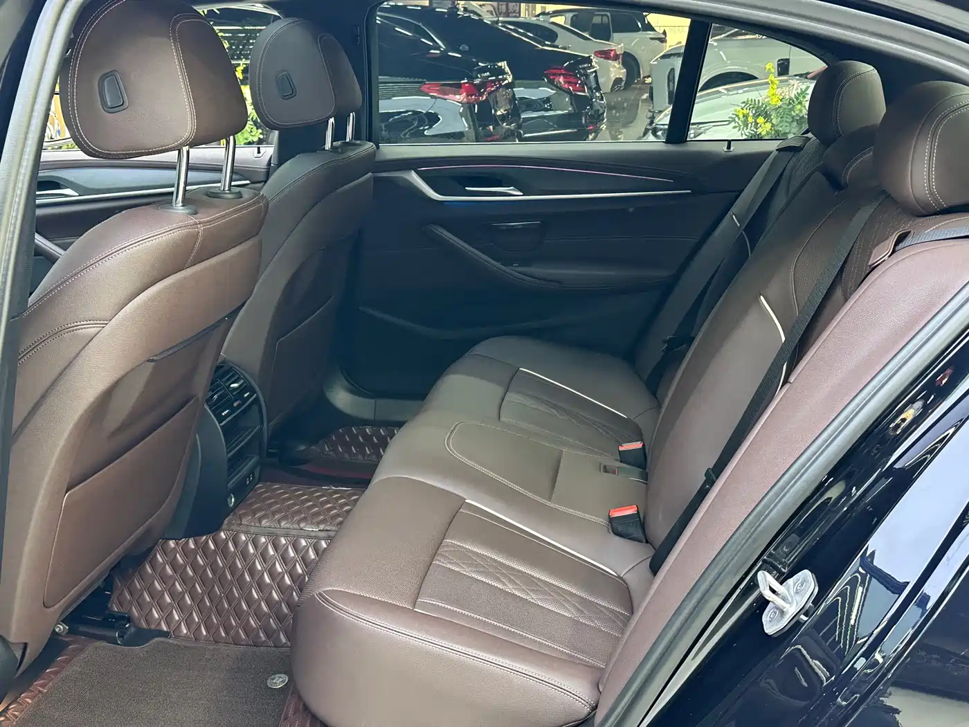 BMW 5 Series New Energy 2021 535Le M Sport Package фото 8