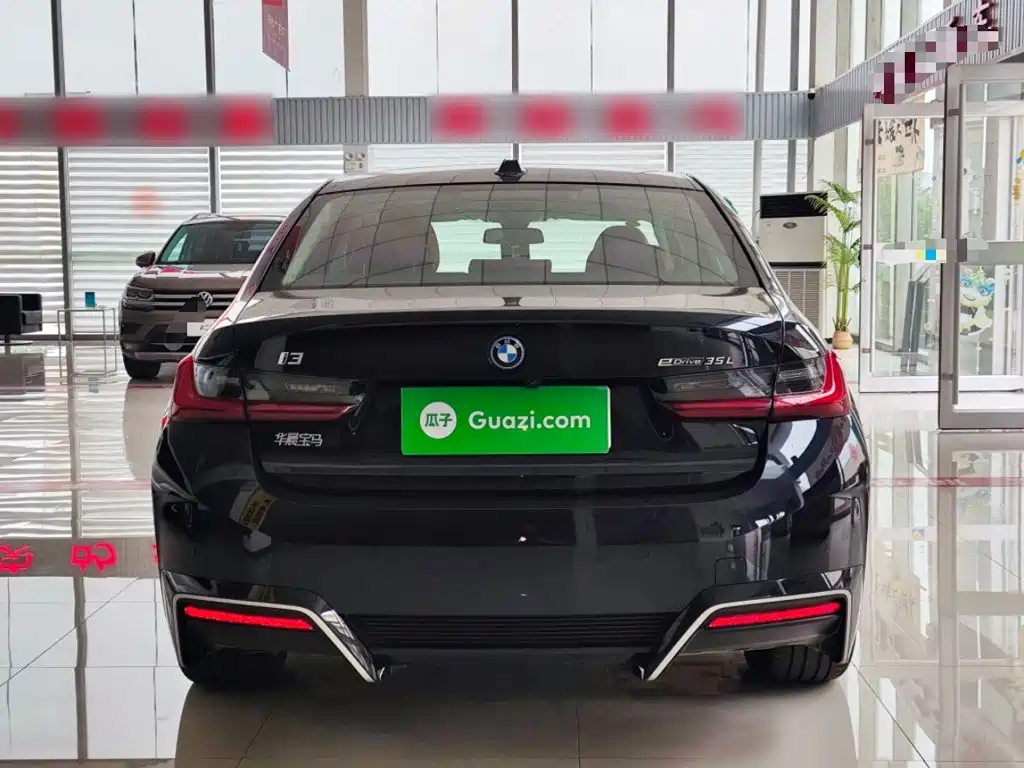 BMW i3 2025 2025 eDrive 35 L