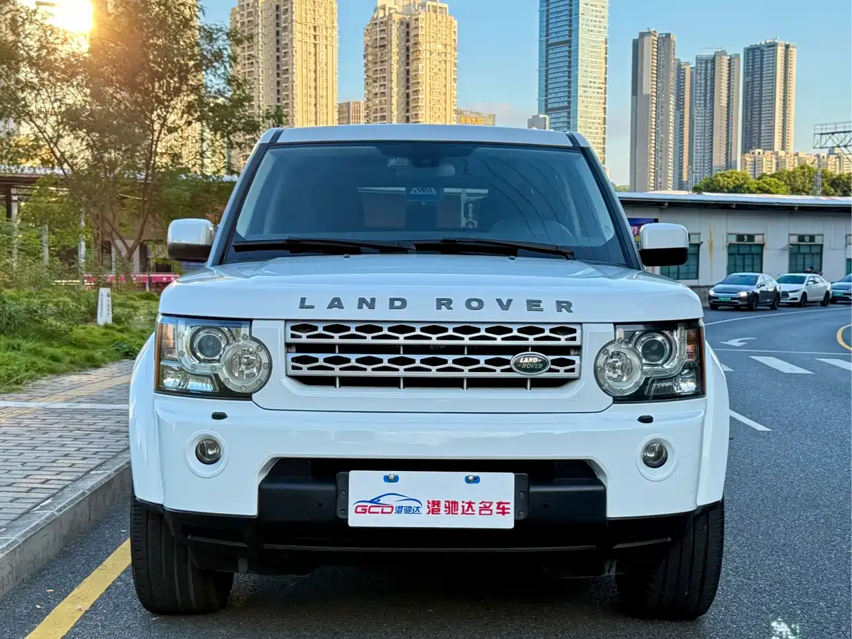 Land Rover Discovery 2011 3.0 SDV6 HSE Diesel фото 2