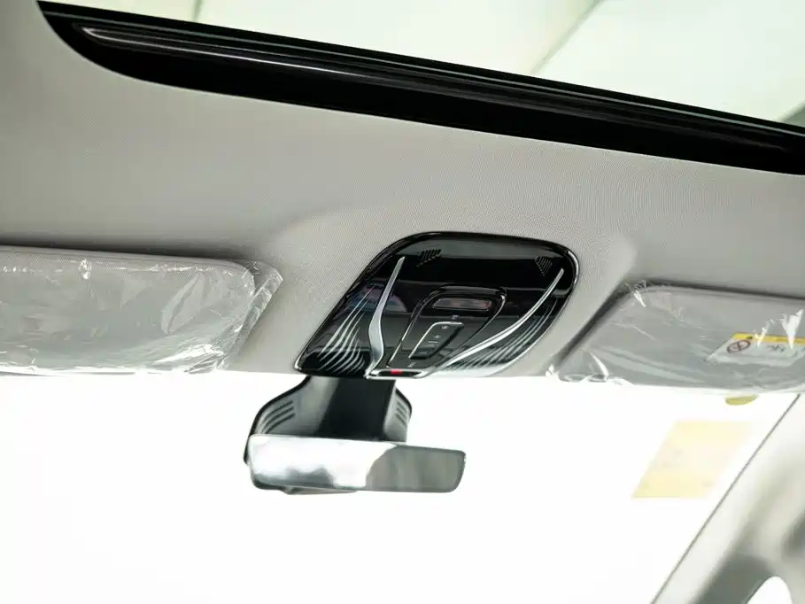 Voyah Auto Voyah Dreamer 2026 2025 PHEV 4WD Kunpeng Premium Edition