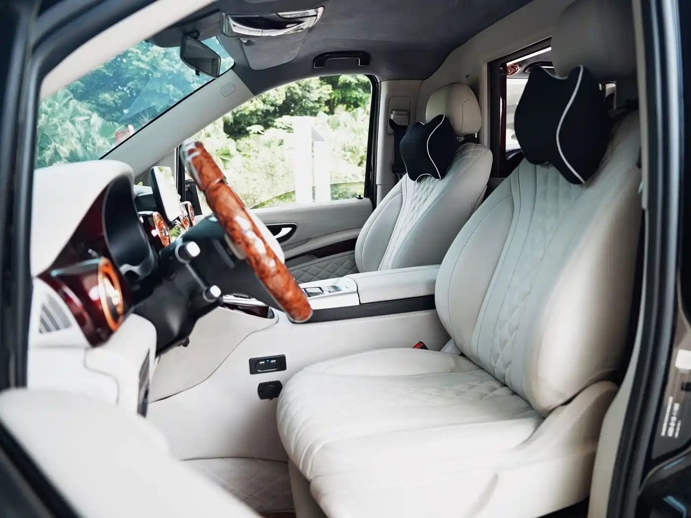 Mercedes-Benz Vito 2021 2.0T Business Edition 7-seater фото 7