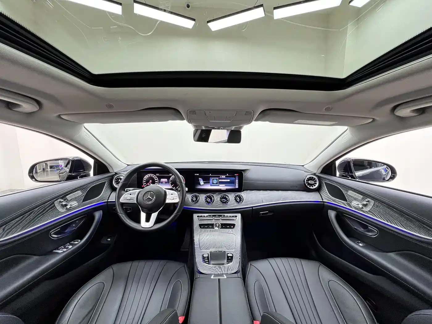 Mercedes-Benz CLS 2018 CLS 300 Dynamic фото 14