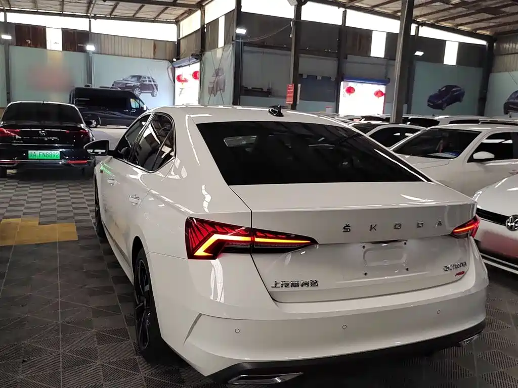 SKODA OCTAVIA