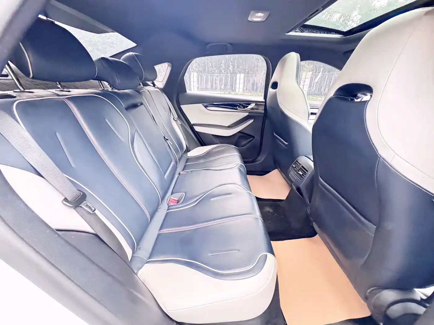 BYD Qin PLUS 2021 DM-i 55KM Flagship фото 12