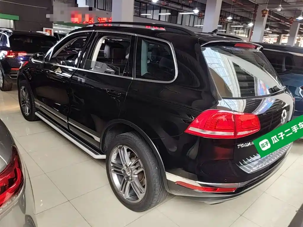 Фото 5 - Volkswagen Touareg