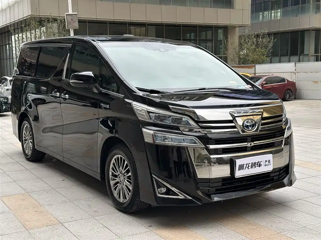 Toyota Vellfire 2020 Twin Engine 2.5L HV Premium Edition фото 5